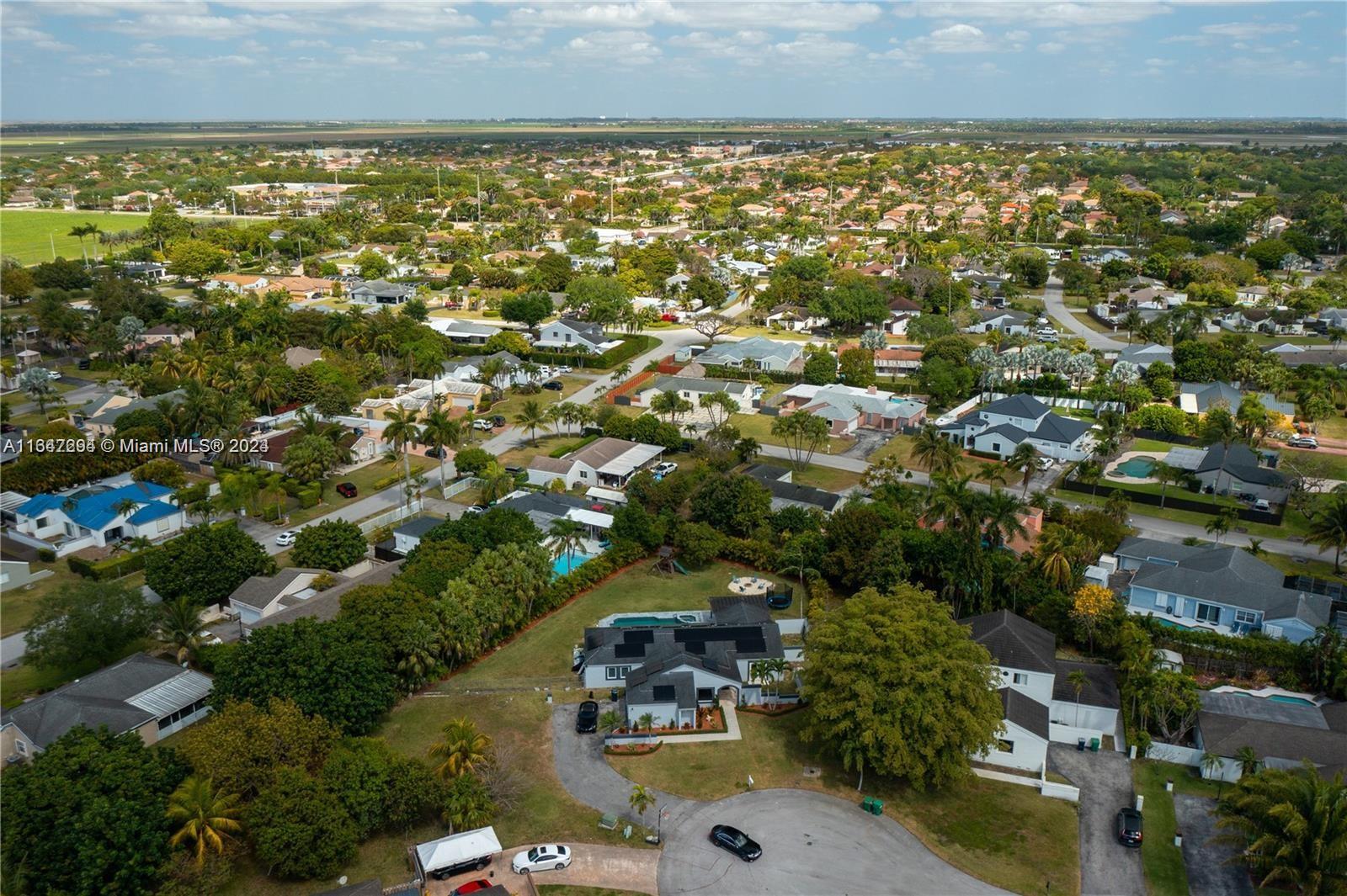 WEITZER SHAUNA MEADOWS SE - Residential