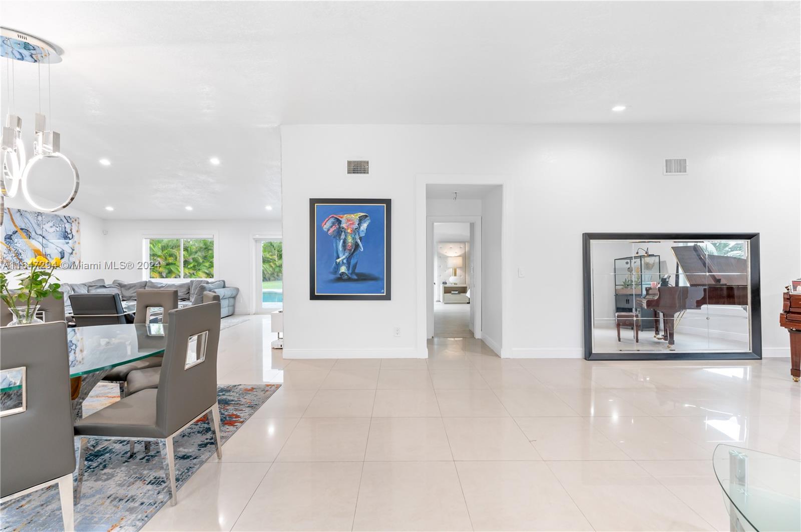 WEITZER SHAUNA MEADOWS SE - Residential