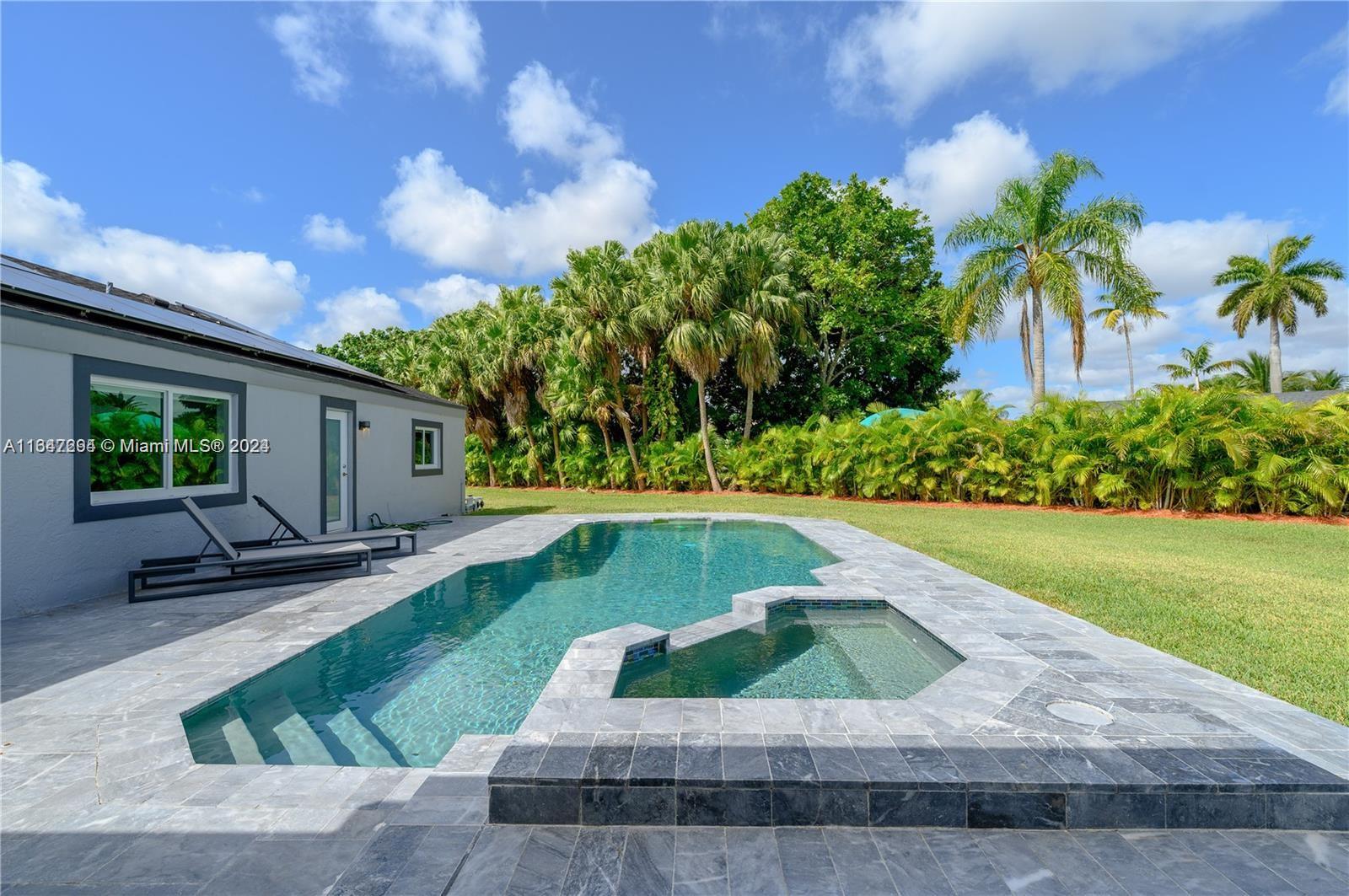 WEITZER SHAUNA MEADOWS SE - Residential