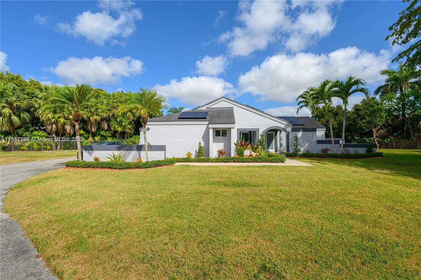 WEITZER SHAUNA MEADOWS SE - Residential