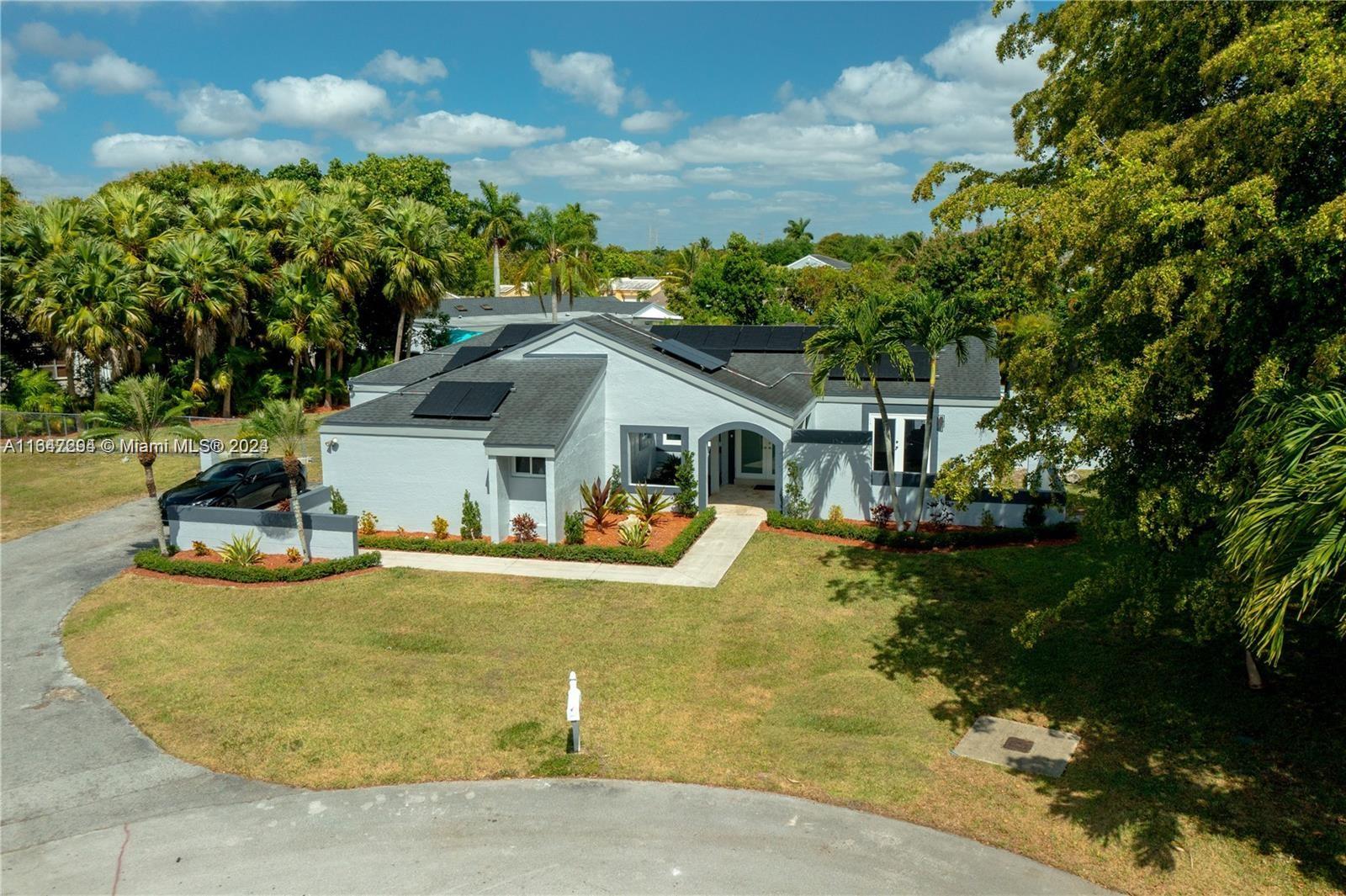 WEITZER SHAUNA MEADOWS SE - Residential