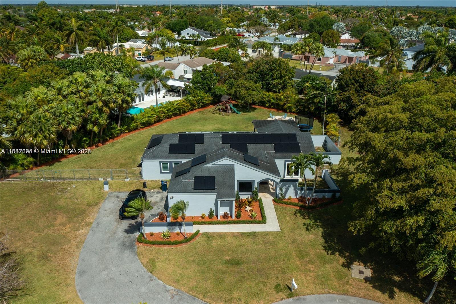 WEITZER SHAUNA MEADOWS SE - Residential
