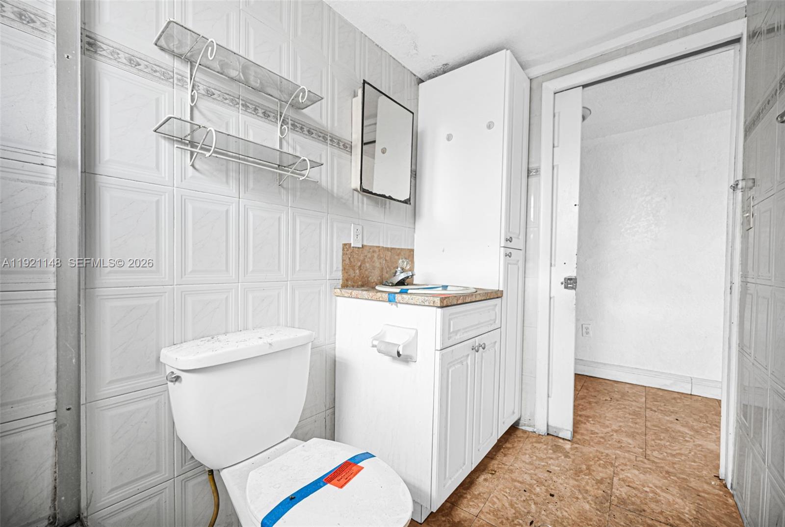 HIALEAH HOMESITES - Residential