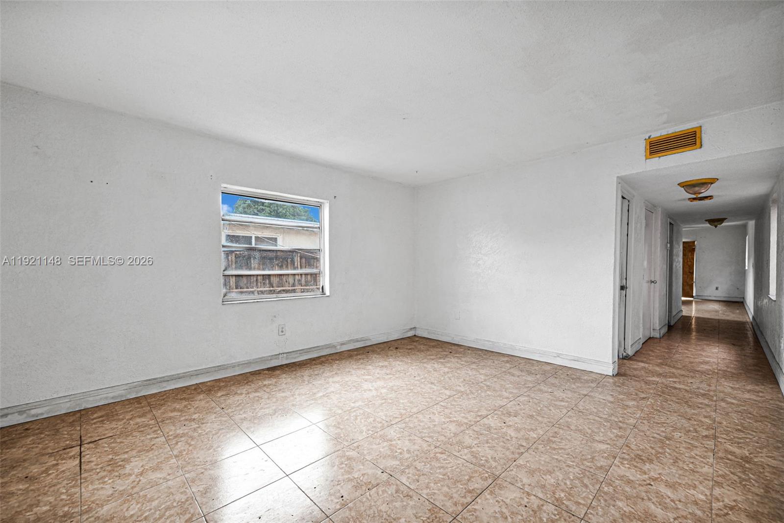 HIALEAH HOMESITES - Residential