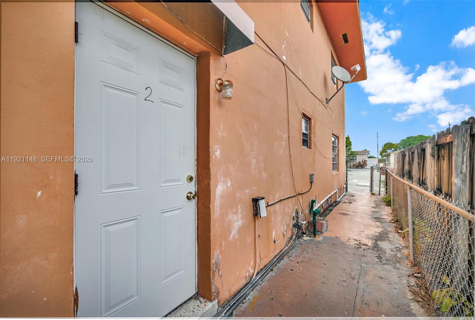 HIALEAH HOMESITES - Residential