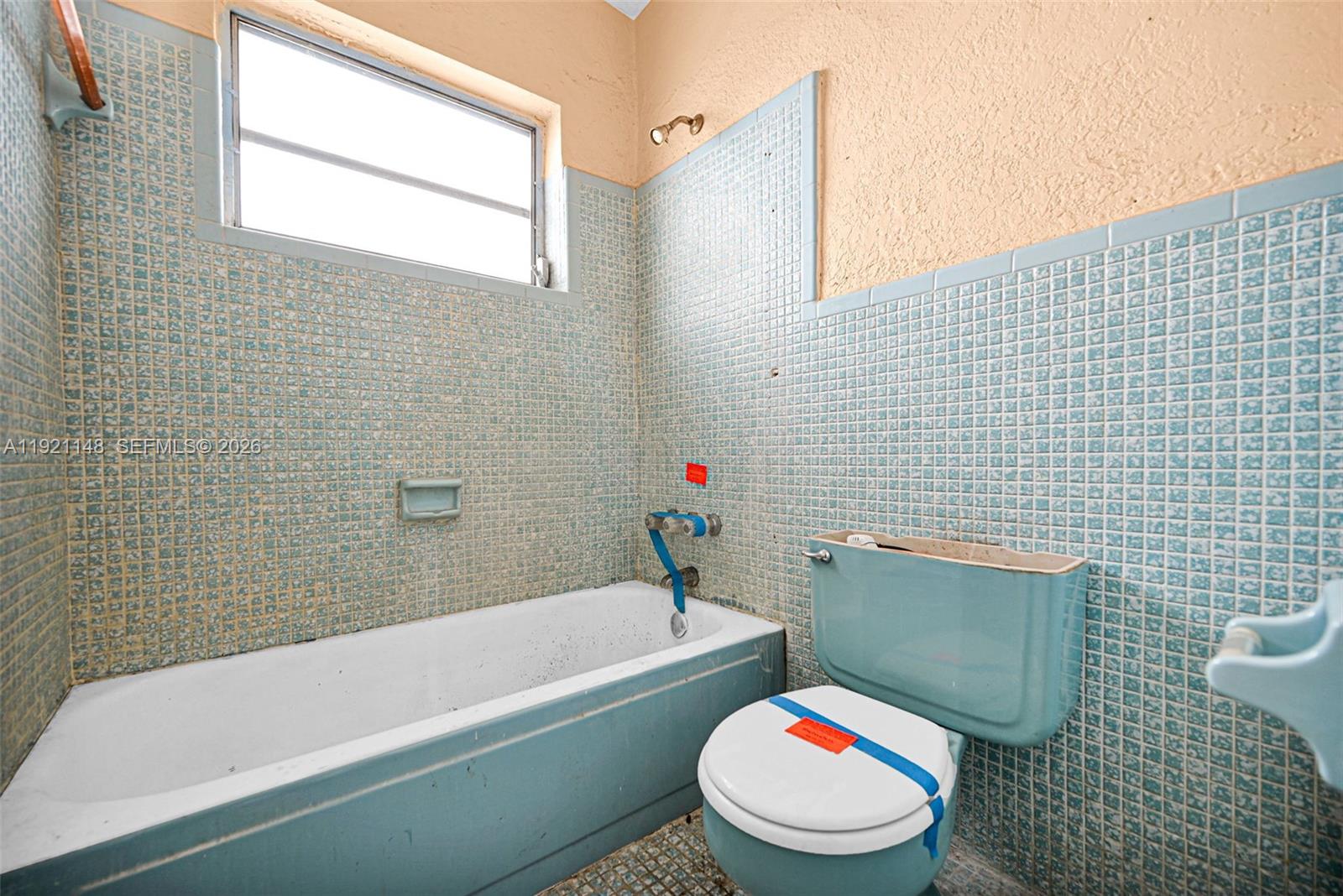 HIALEAH HOMESITES - Residential