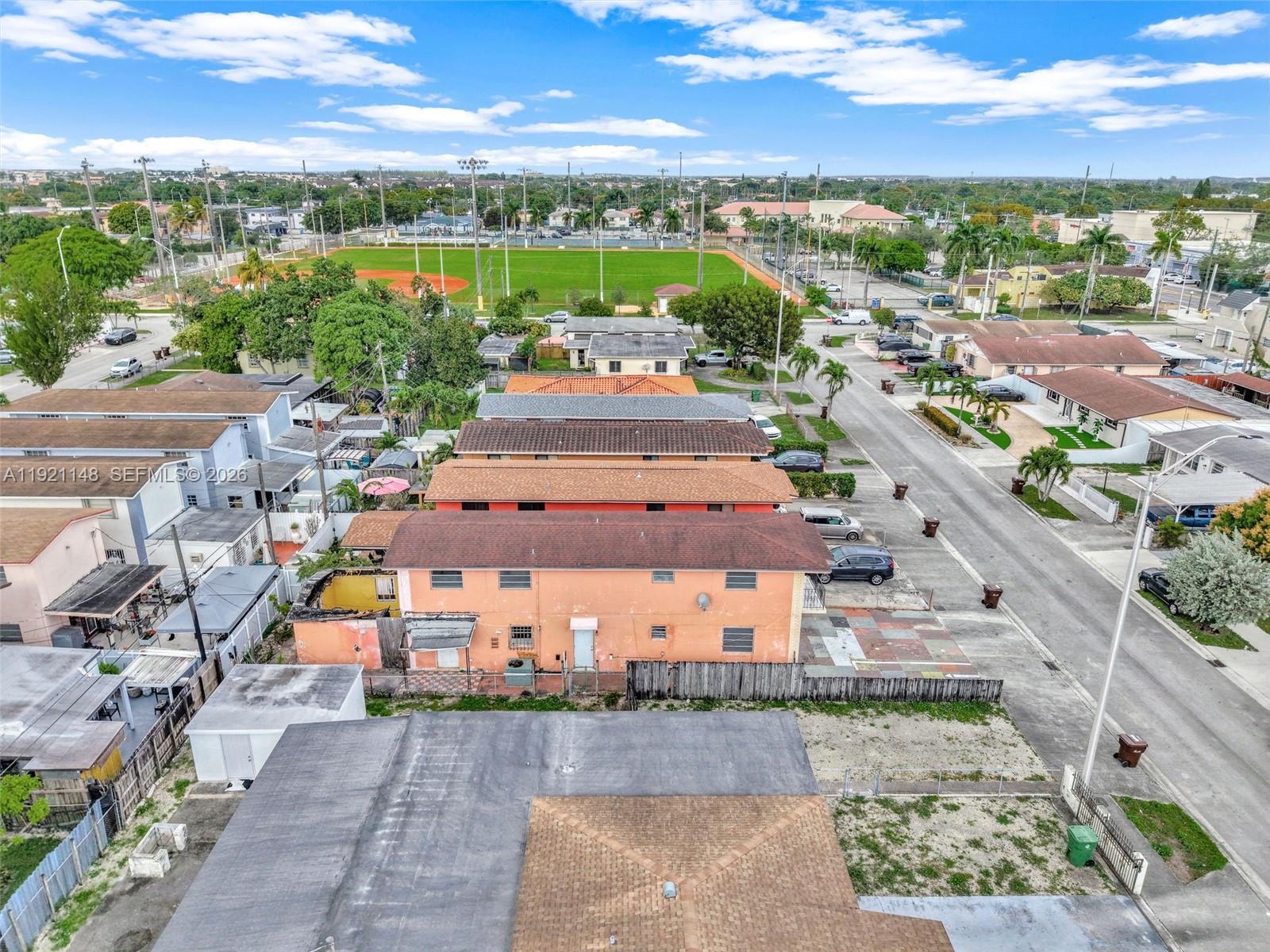 HIALEAH HOMESITES - Residential