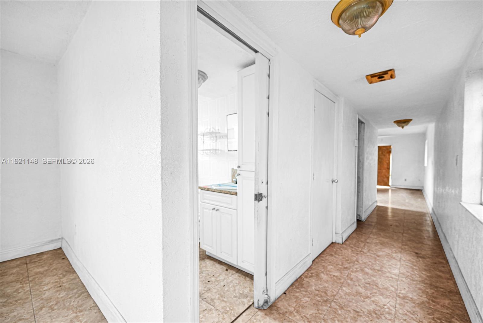 HIALEAH HOMESITES - Residential