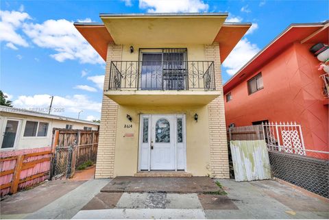 Photo of 2614 W 8th Ct, Hialeah, FL 33010 (MLS # A11921148)