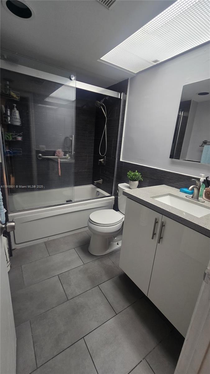 BUCKINGHAM EAST AT CENTUR - Residential