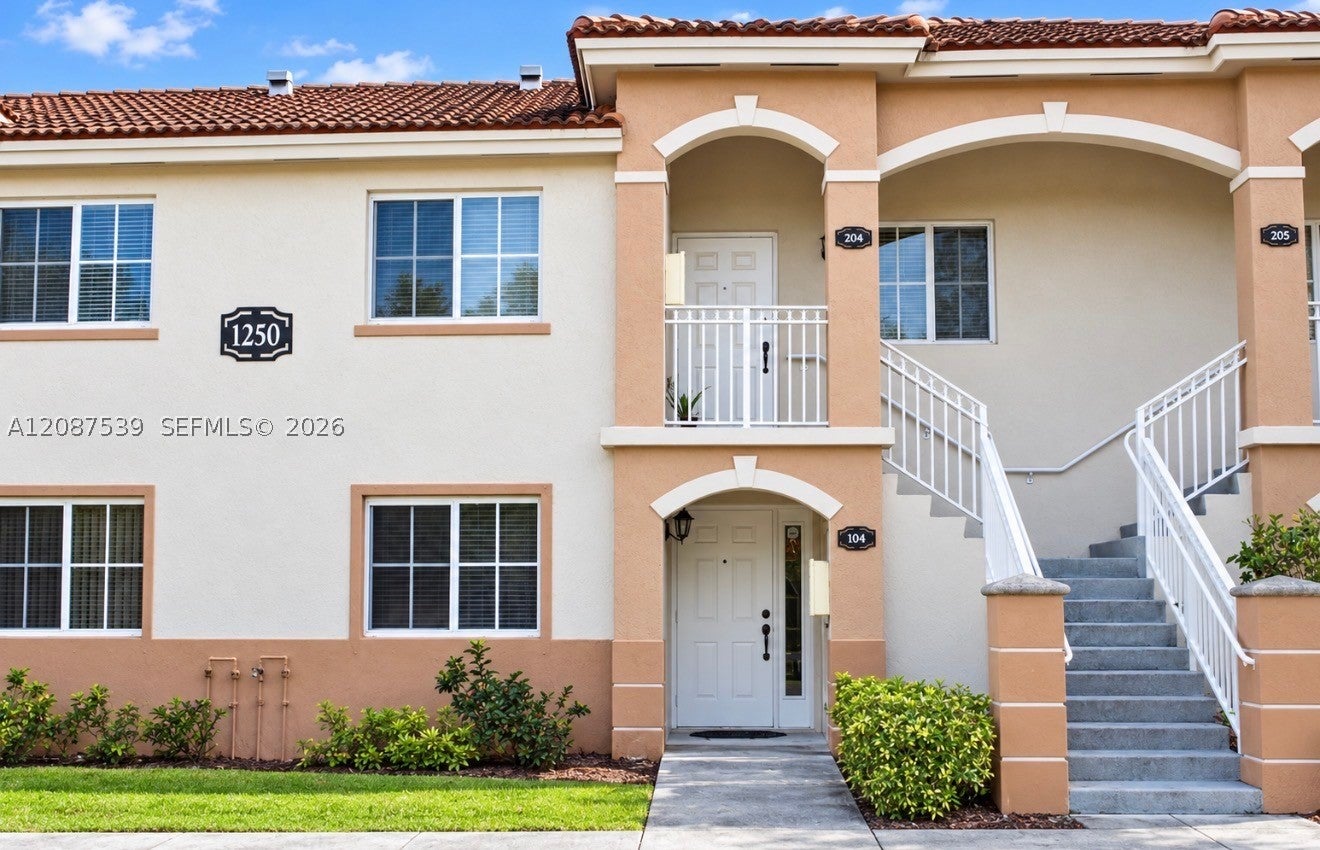 1250 SE 28th Ct