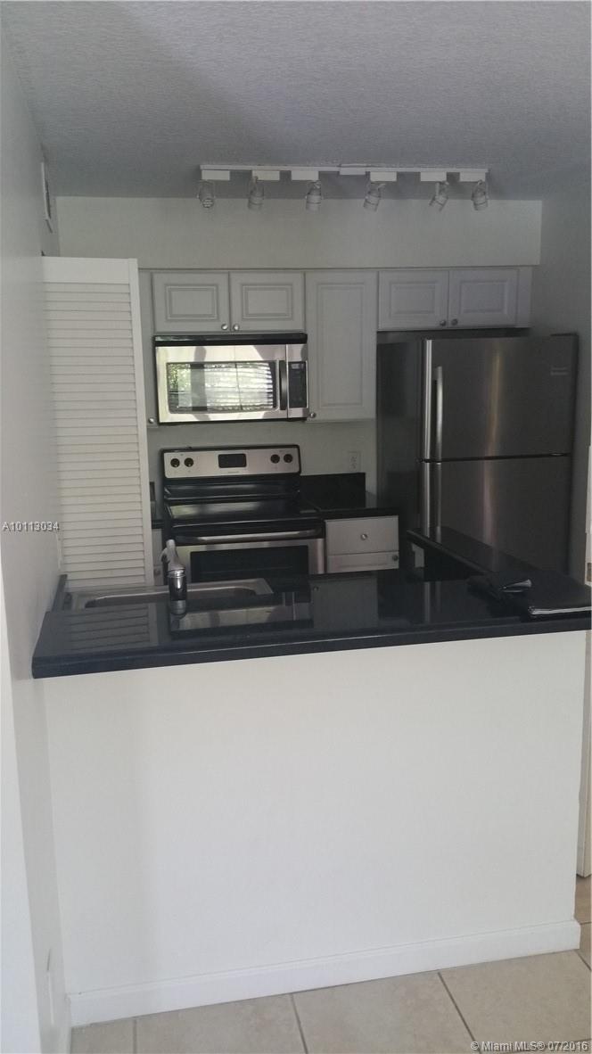 Hollywood Parc Condo - Residential Lease