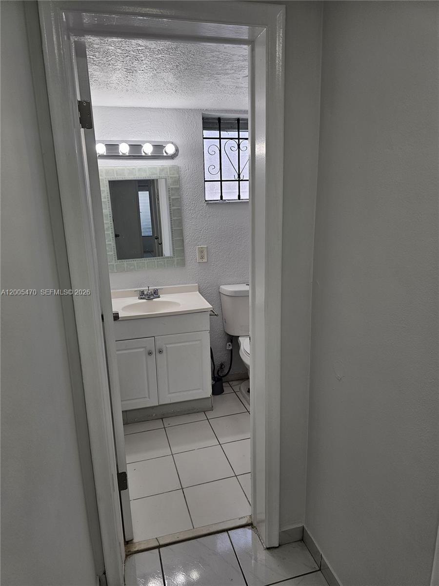 WILEY CONDO APTS - Residential Lease