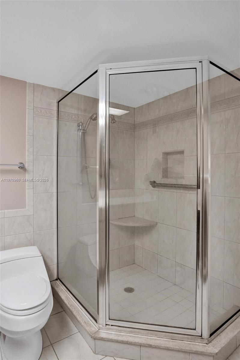 PLAZA SOUTH CONDO - Residential