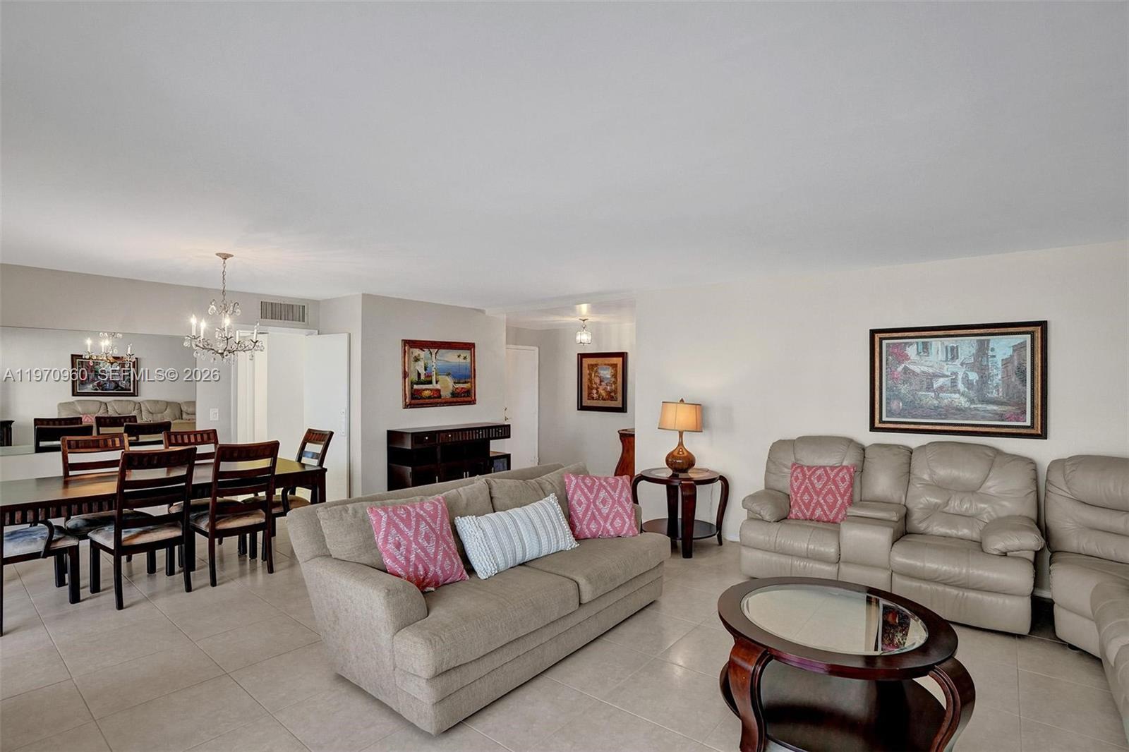 PLAZA SOUTH CONDO - Residential
