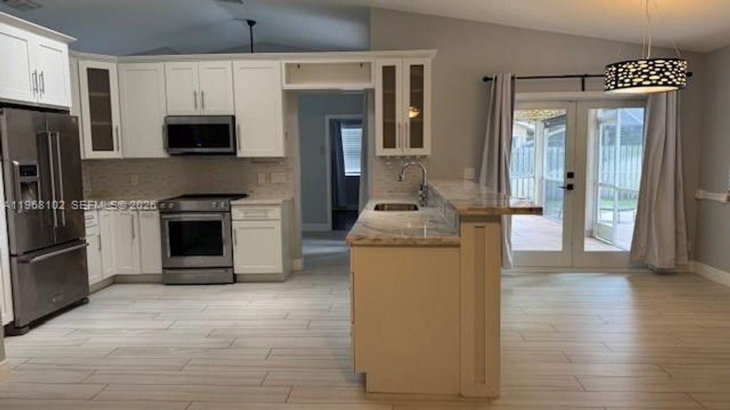 Photo of 453 SW 169th Ter #453, Weston, FL 33326 (MLS # A11968102)