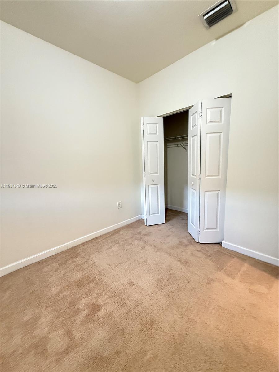 COCO PALM ESTATES - Residential Lease