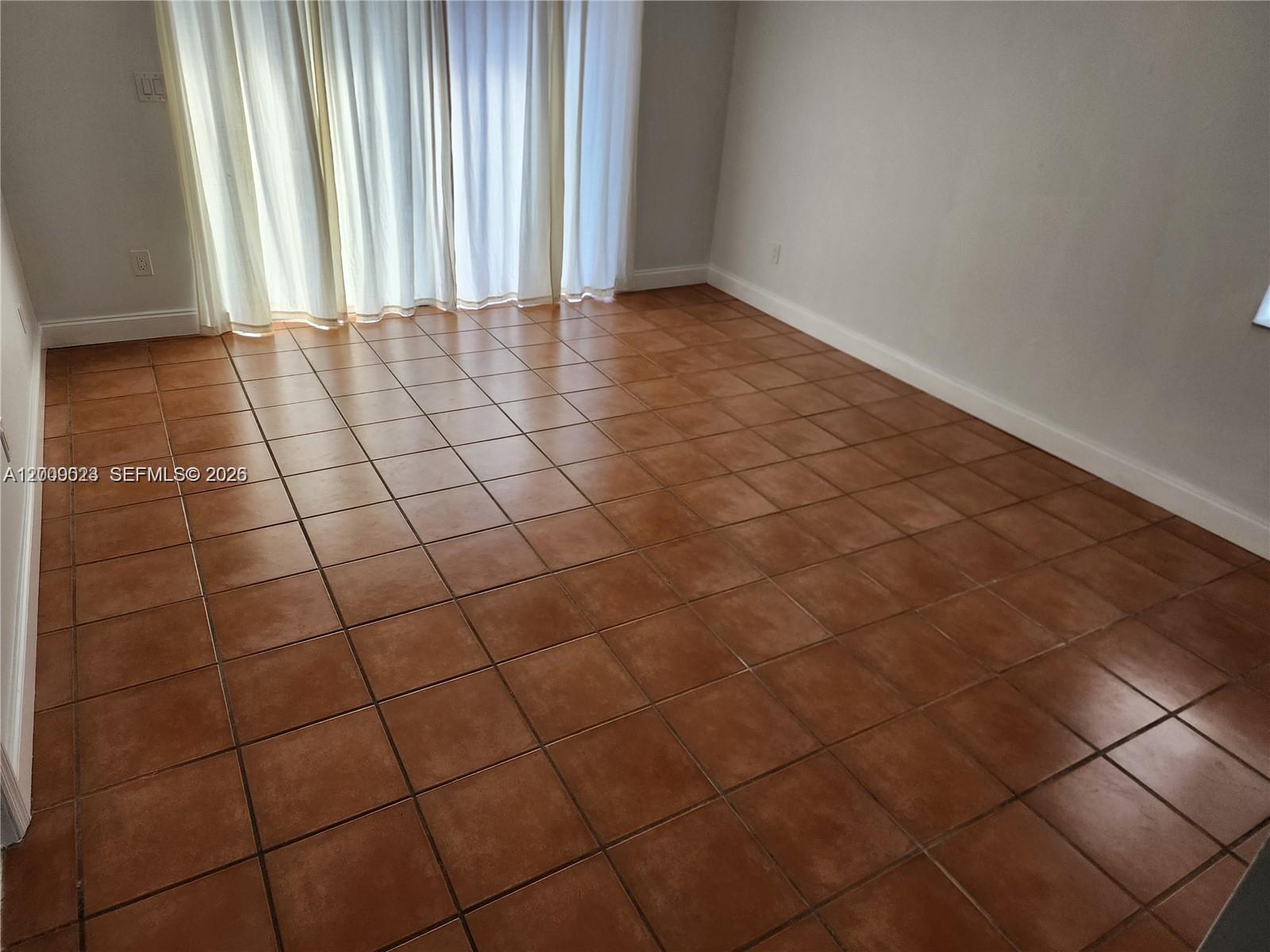 CALUSA CLUB ESTATES 5TH A - Residential