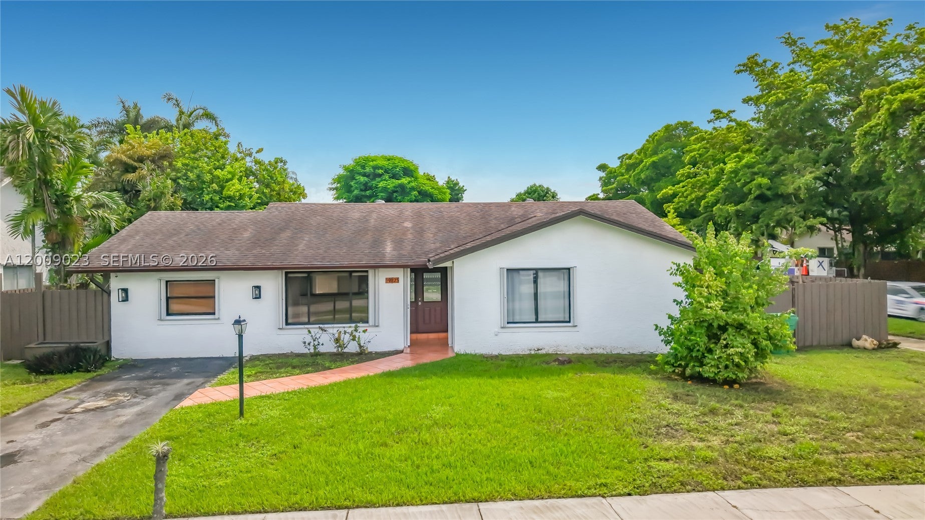 9825 SW 132nd Ct, Miami FL 33186