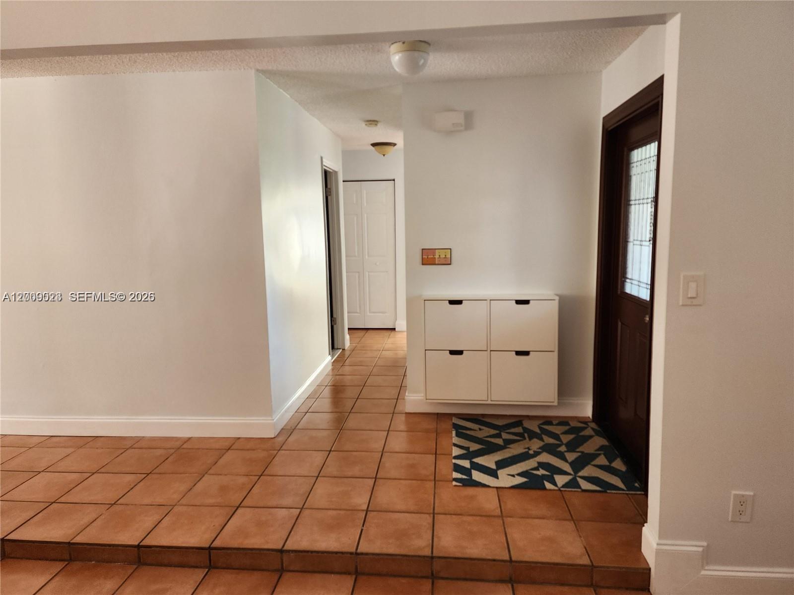 CALUSA CLUB ESTATES 5TH A - Residential