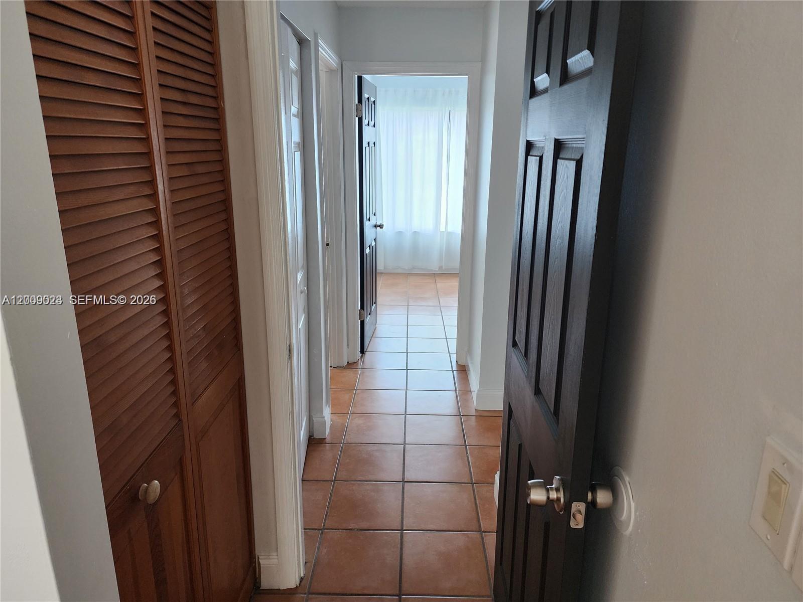 CALUSA CLUB ESTATES 5TH A - Residential