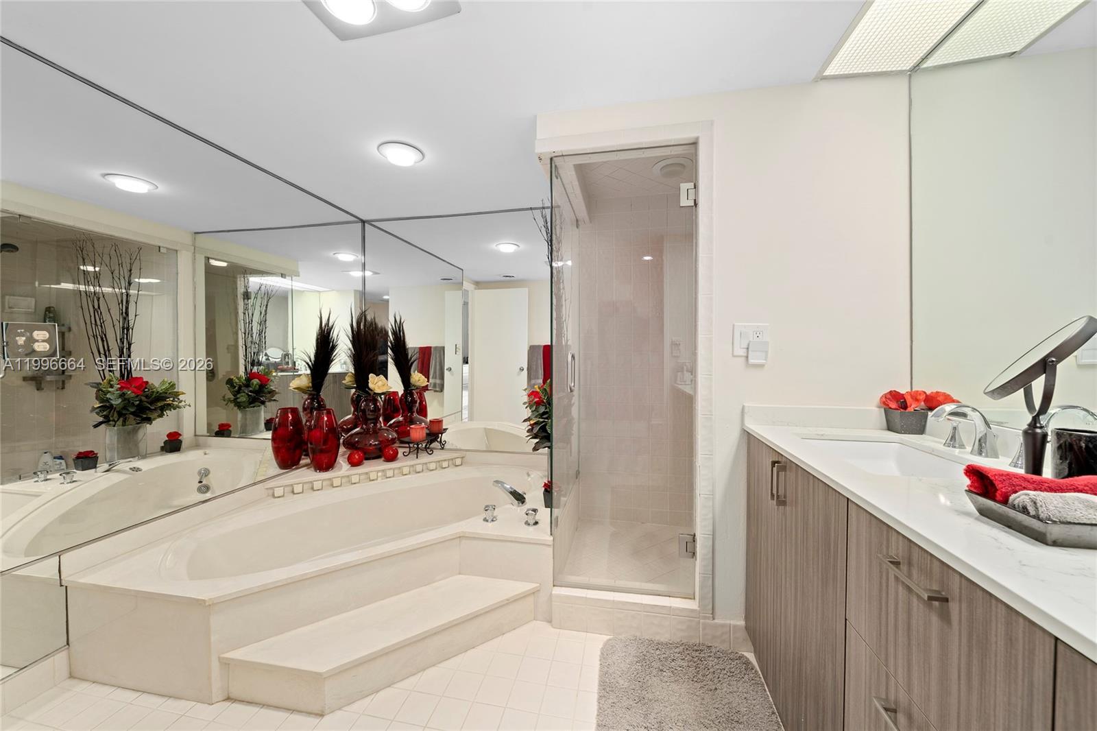 MERIDIAN OF PALM BEACH CO - Residential