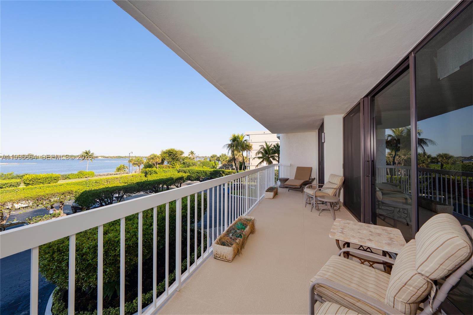 MERIDIAN OF PALM BEACH CO - Residential