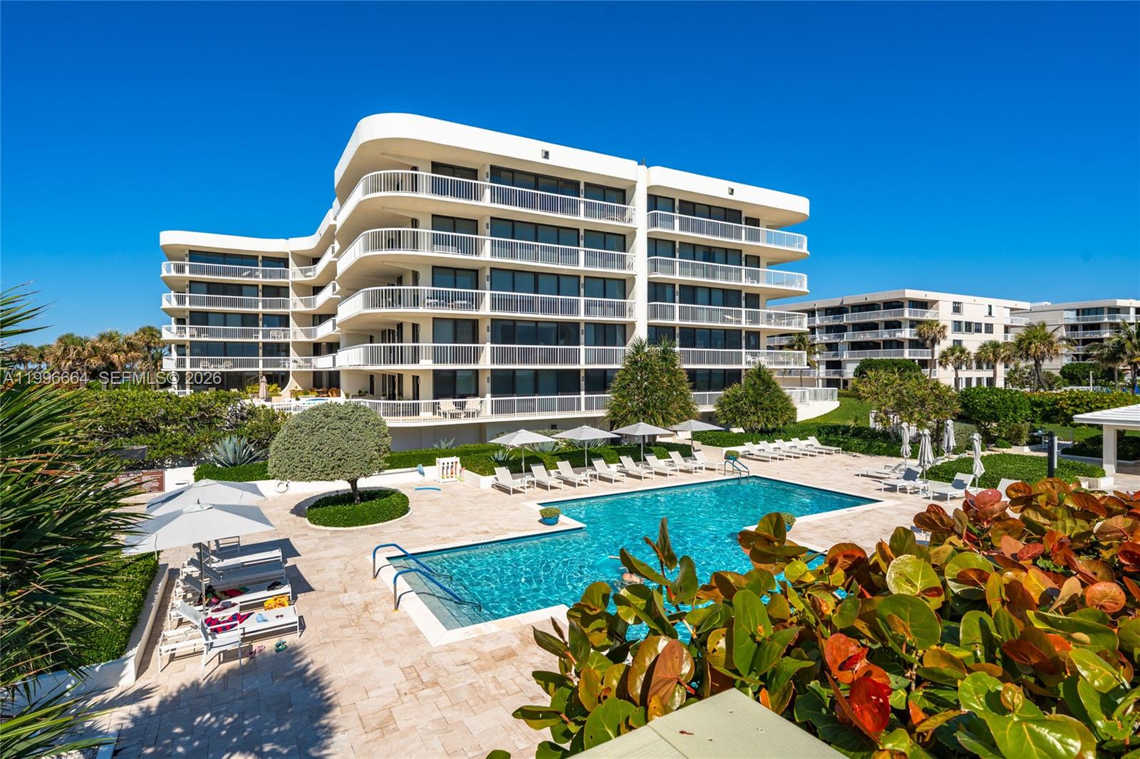 MERIDIAN OF PALM BEACH CO - Residential