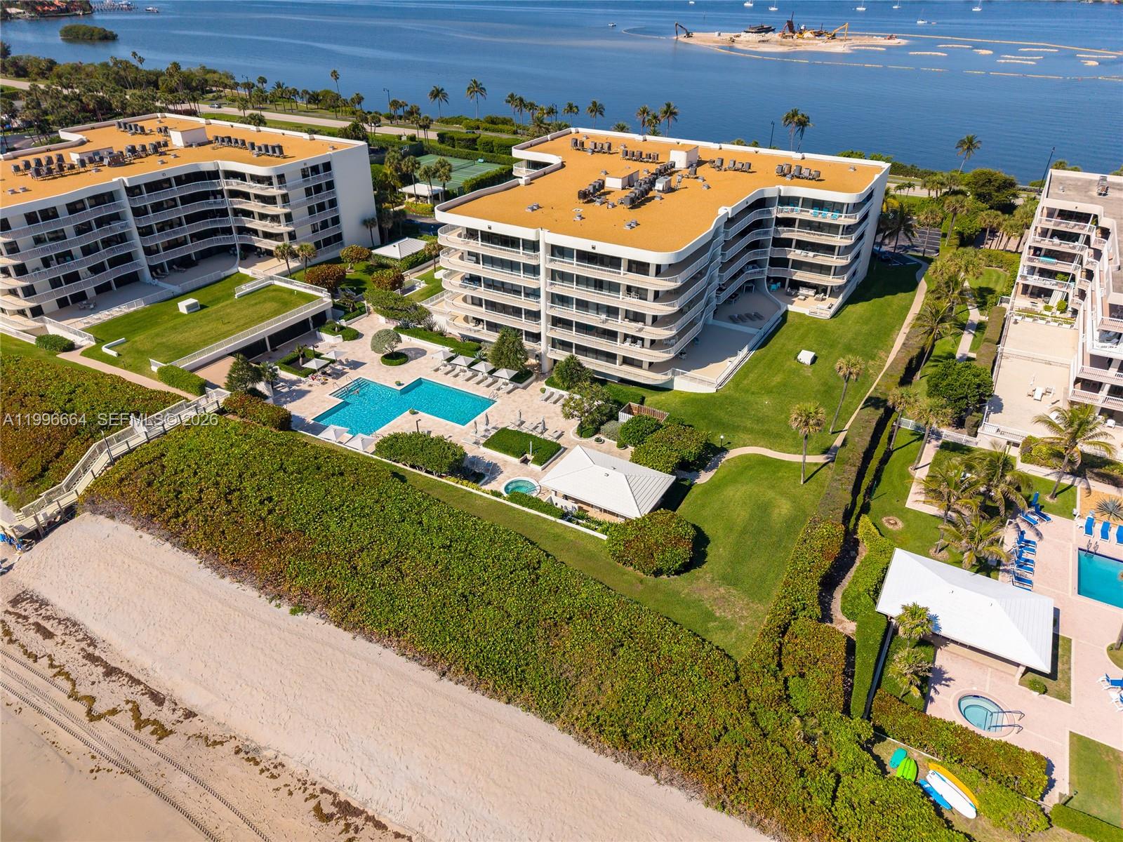 MERIDIAN OF PALM BEACH CO - Residential