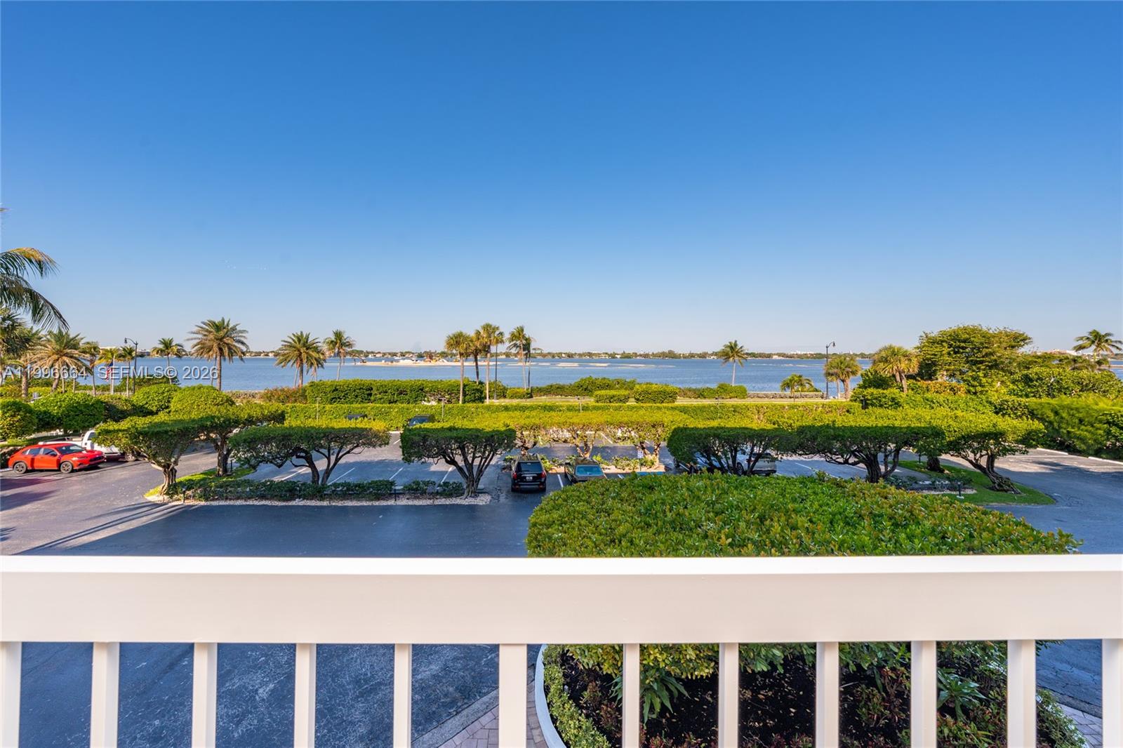 MERIDIAN OF PALM BEACH CO - Residential