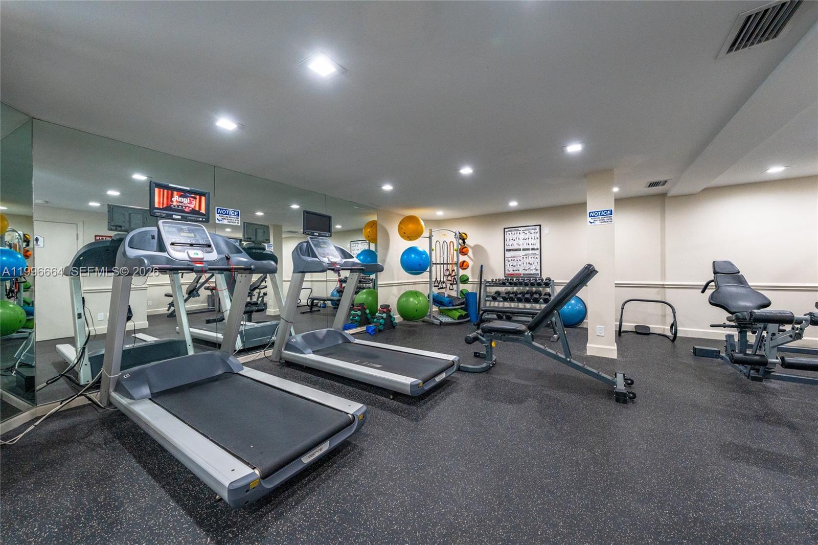 MERIDIAN OF PALM BEACH CO - Residential