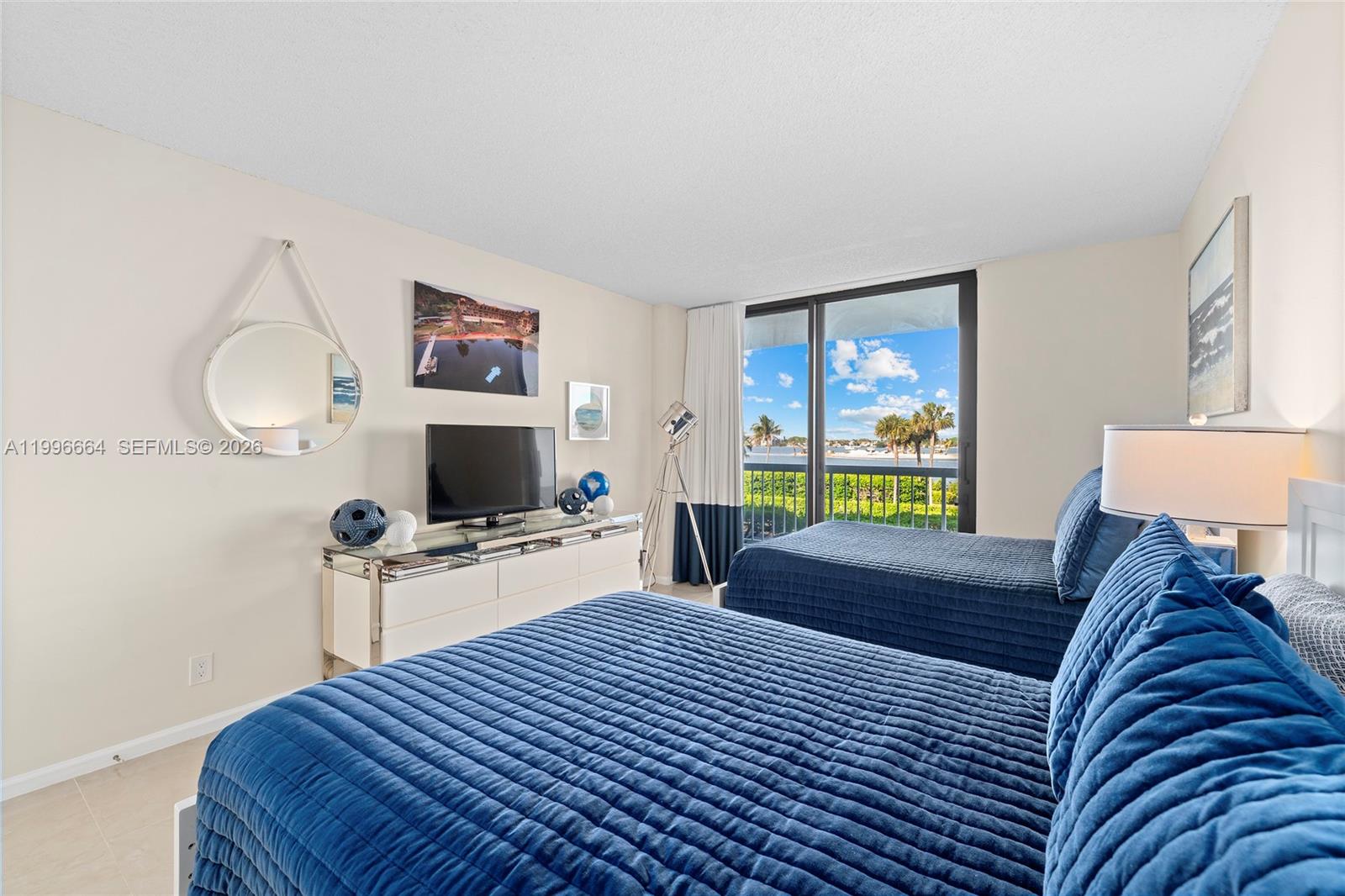 MERIDIAN OF PALM BEACH CO - Residential