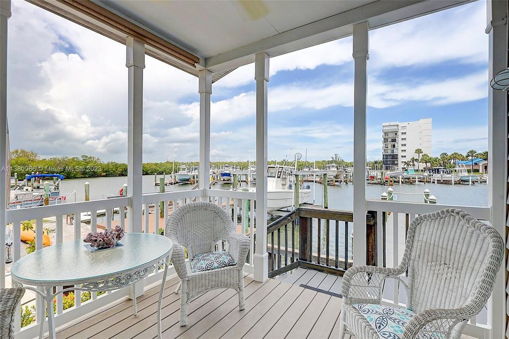 Photo of 804 Osprey Ct, Hutchinson Island, FL 34949 (MLS # A11380966)