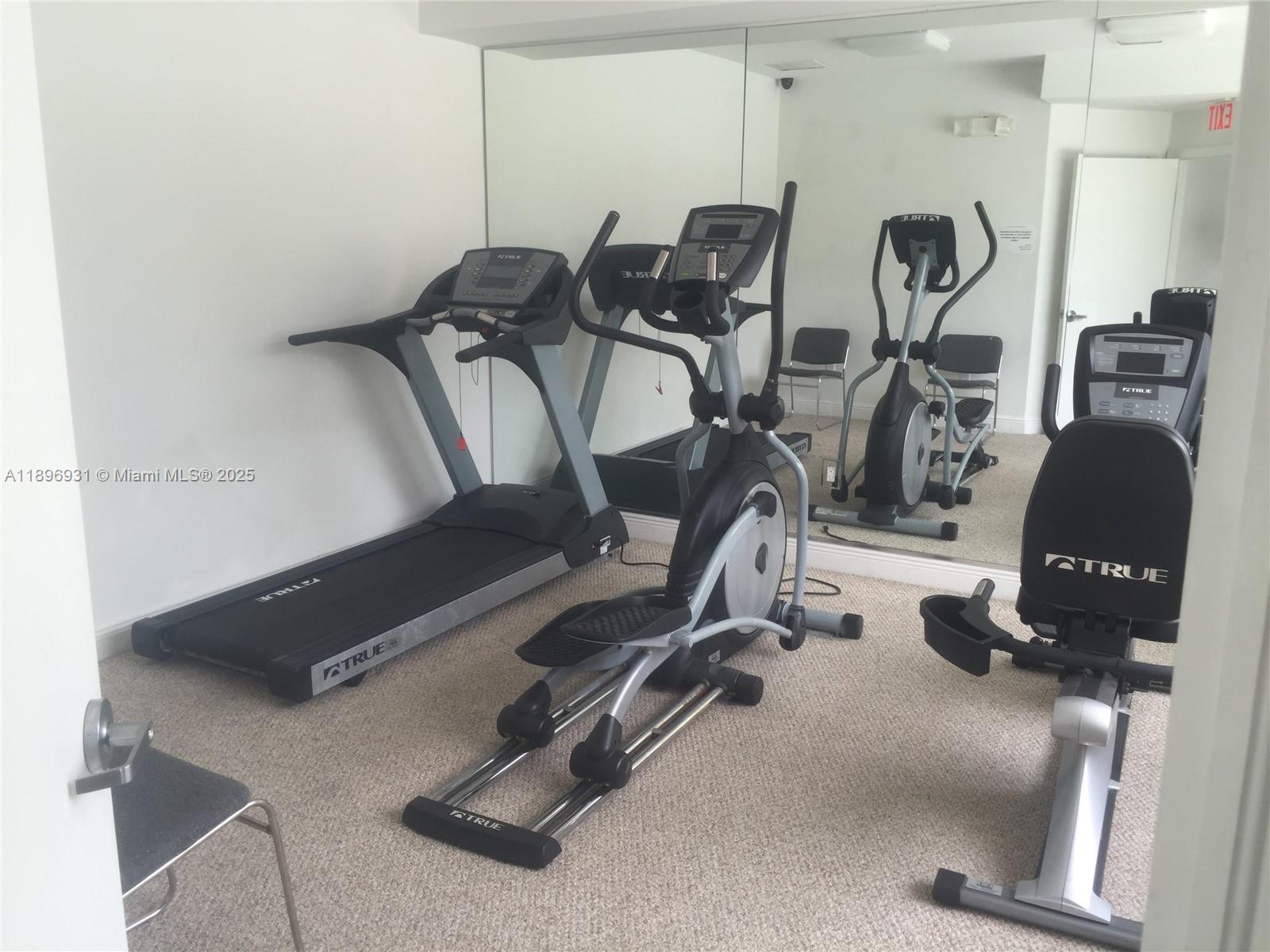 MERCO AT AVENTURA - Residential Lease