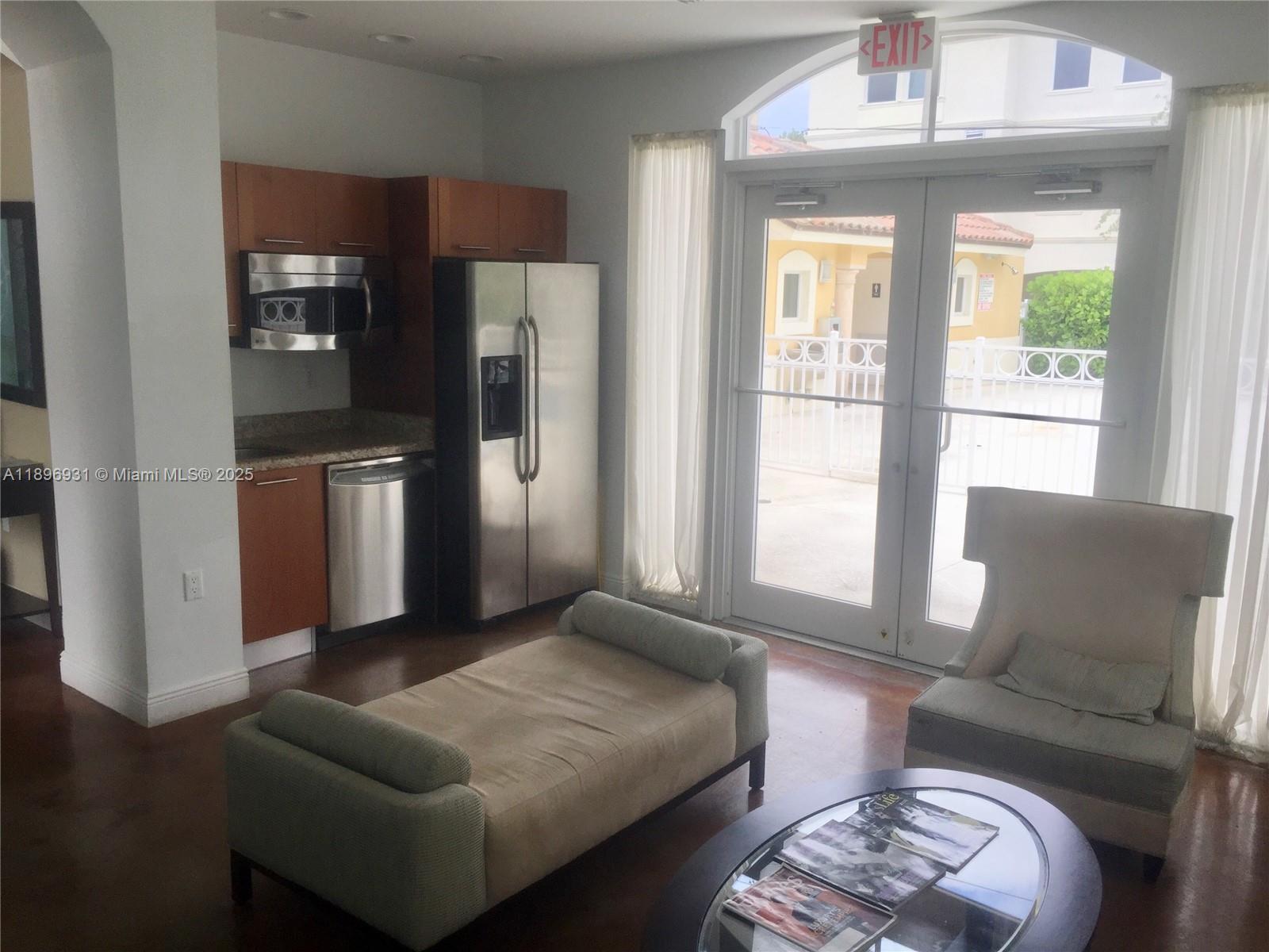 MERCO AT AVENTURA - Residential Lease