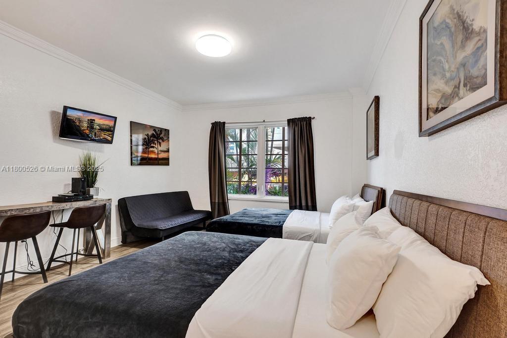 BARBIZON BEACH CLUB CONDO - Residential