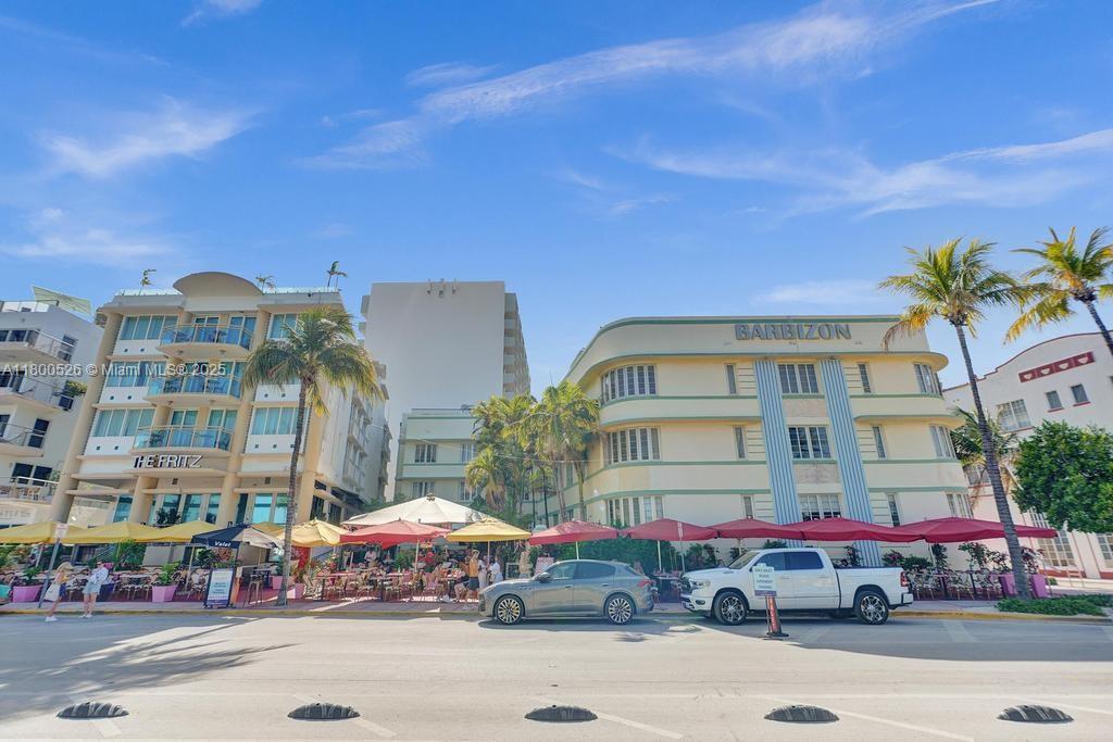 530 Ocean Dr 103