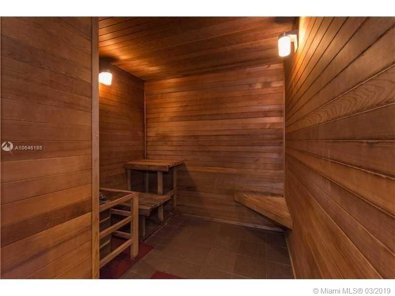 Met 1 - Residential Lease