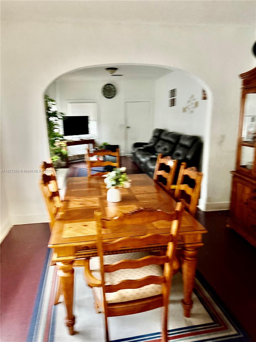 350 NE 127th St