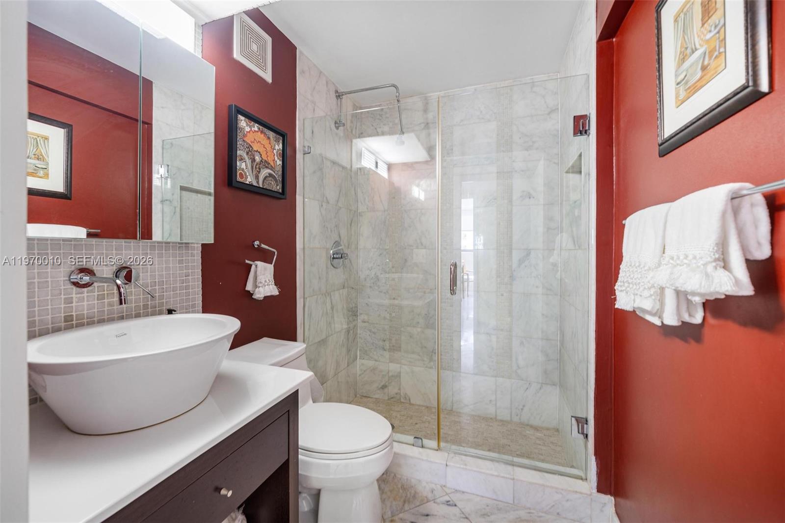 THE GEORGIAN CONDO PH1010 - Residential