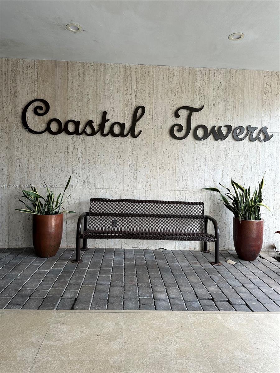 Rental Property at 400 Kings Point Dr 917, Sunny Isles Beach, Miami-Dade County, Florida - Bedrooms: 1 
Bathrooms: 1  - $1,685 MO.