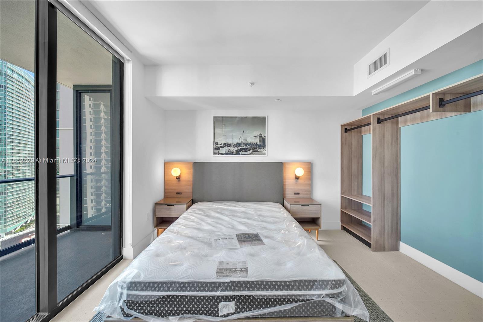 NAATIIVO CONDO - Residential