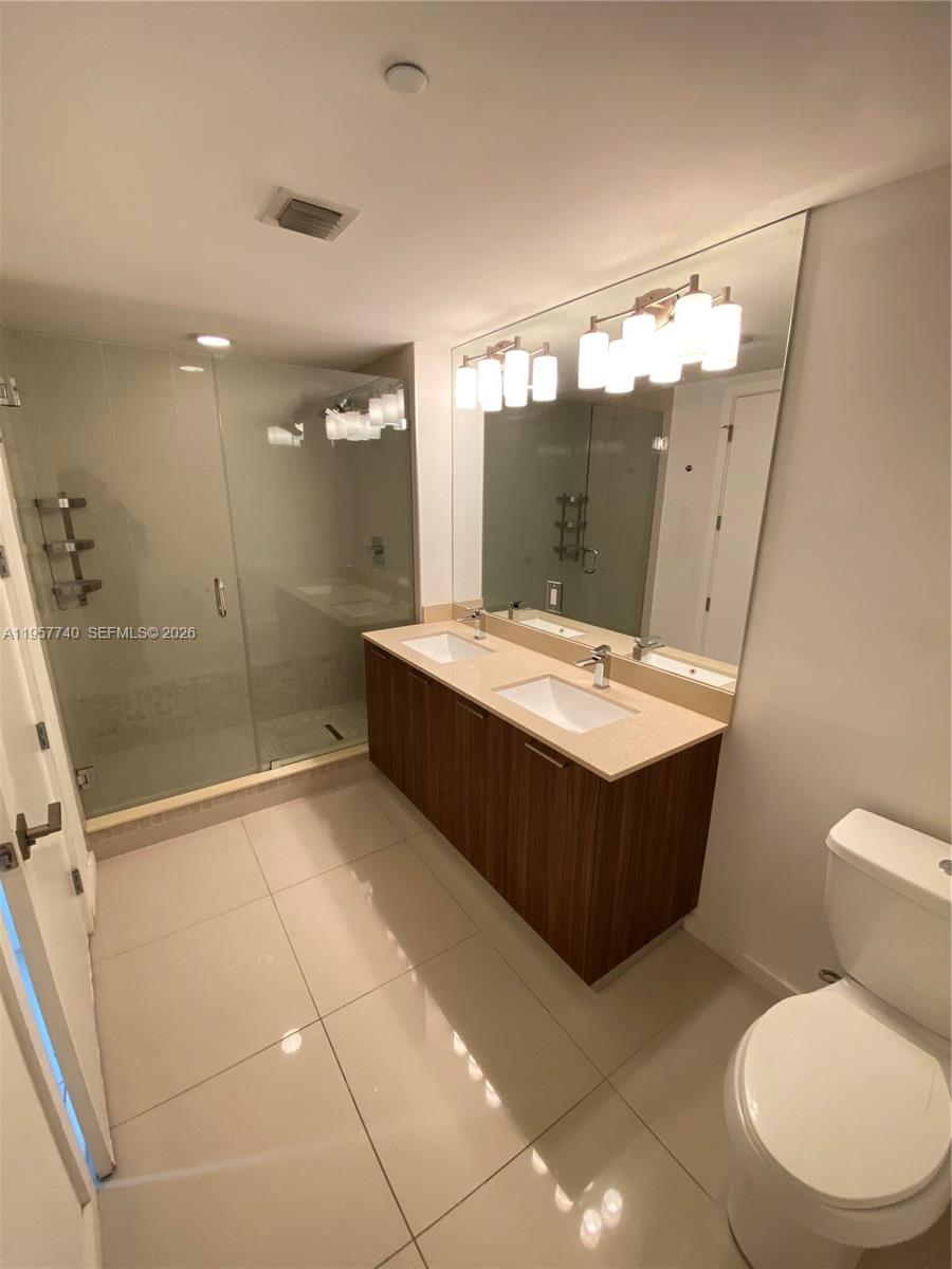 5252 PASEO CONDO - Residential