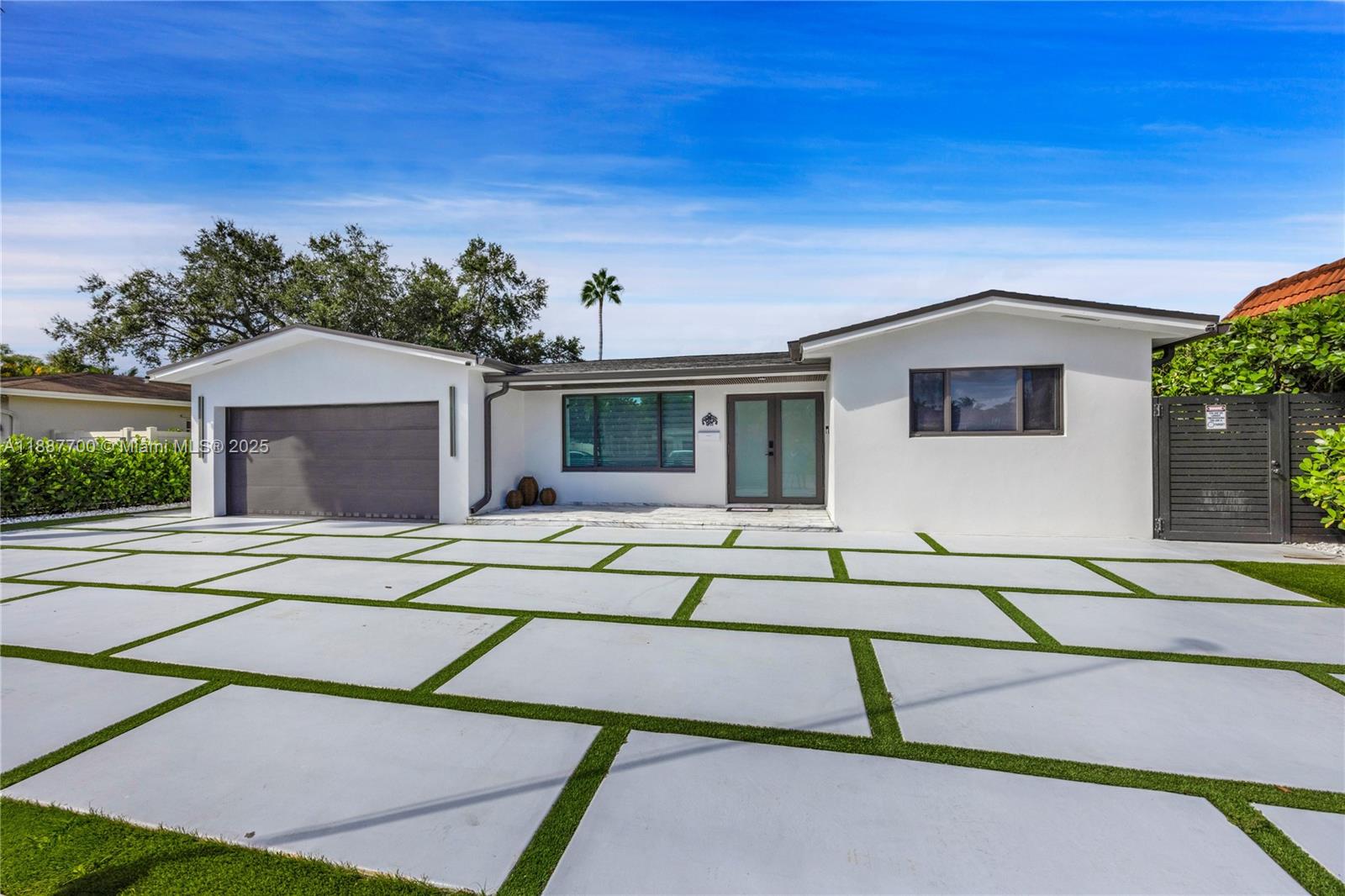 HOLLYWOOD HILLS AMEN PLAT - Residential Lease