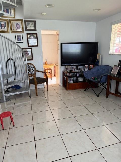 8231 SW 35th Ter Back