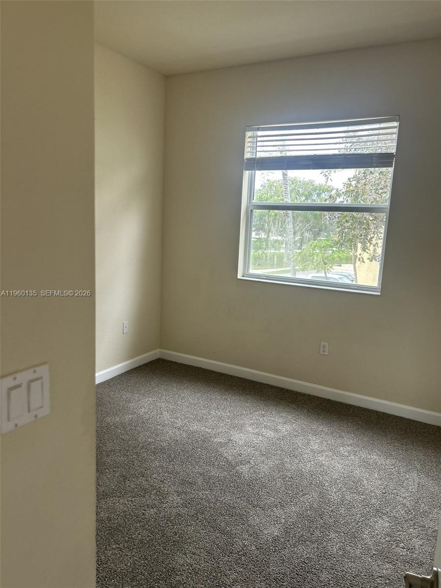 THE SHORES CONDO NO 3 - Residential Lease