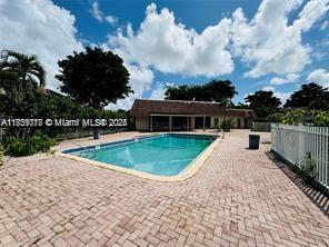 GATELAND VILLAGE SEC E CO - Residential