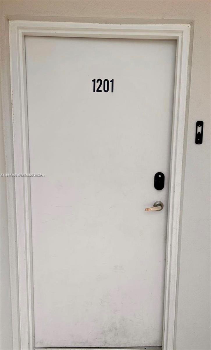 RIVERWOOD - Residential Lease