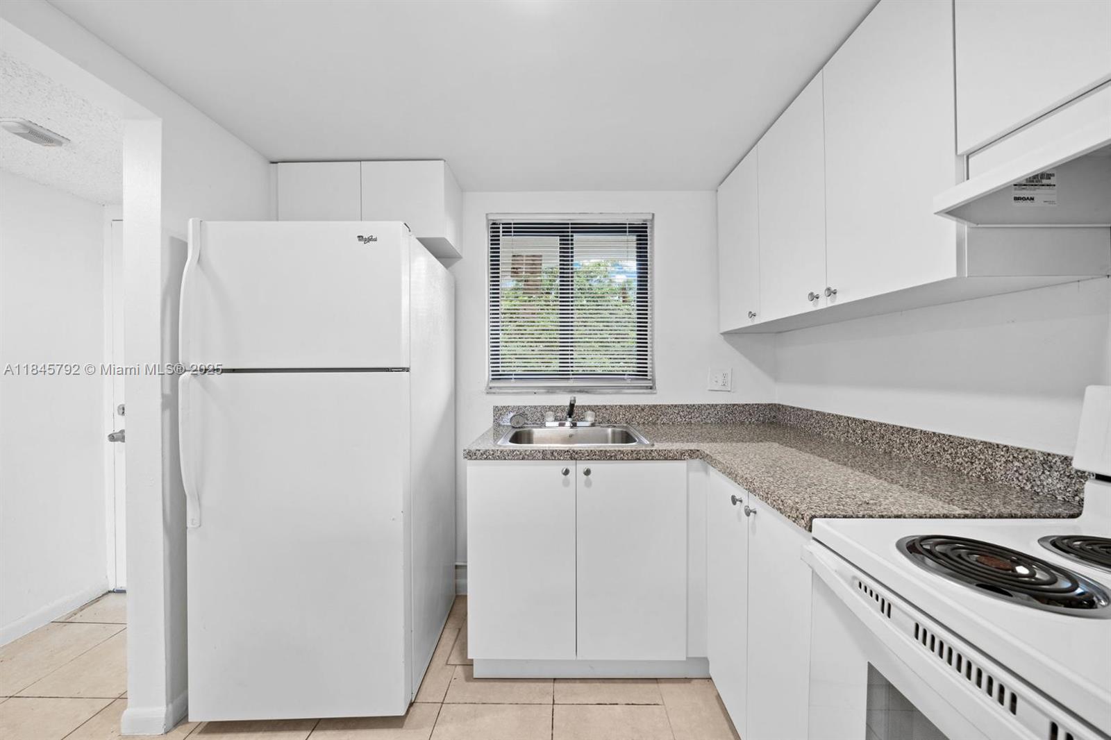 Very nicely remodeled 2/2 with