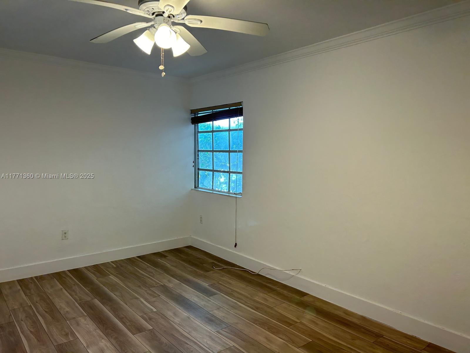 LINCOLN ROAD VILLAS CONDO - Residential